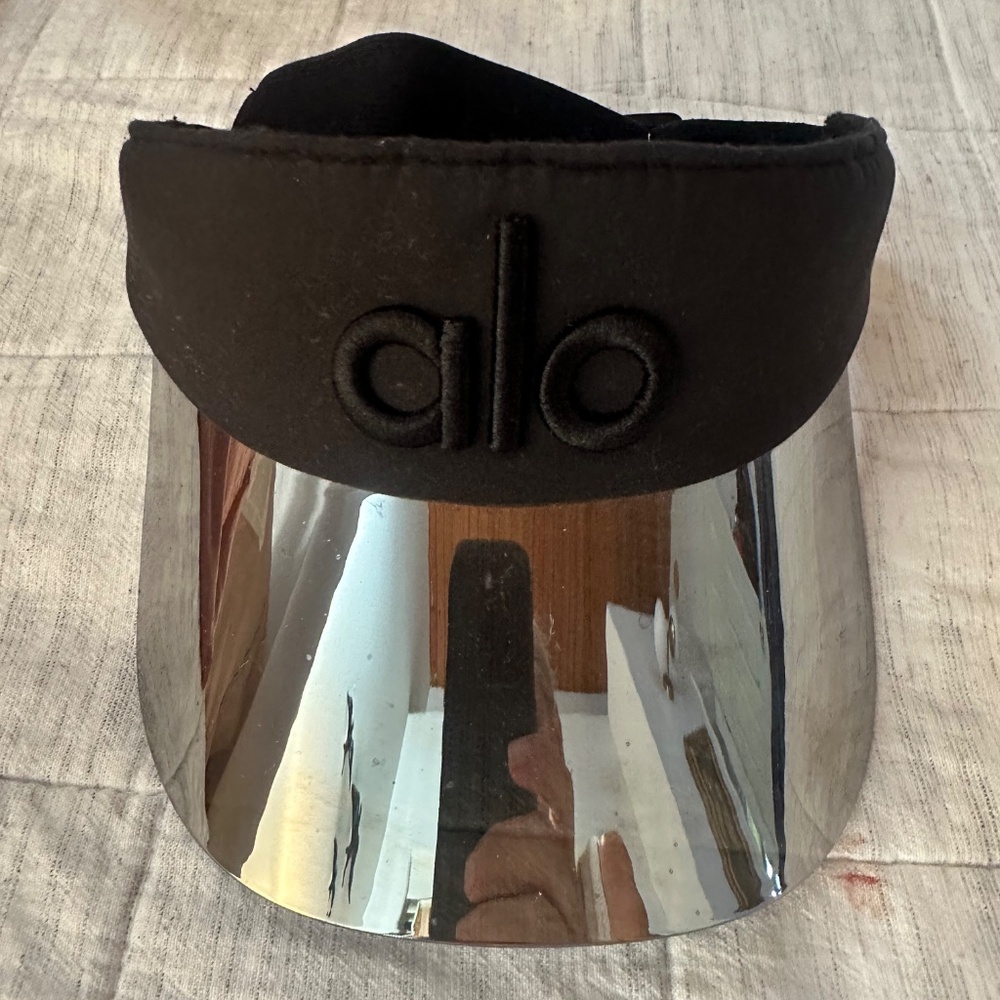 ALO Yoga Airlift Visor
